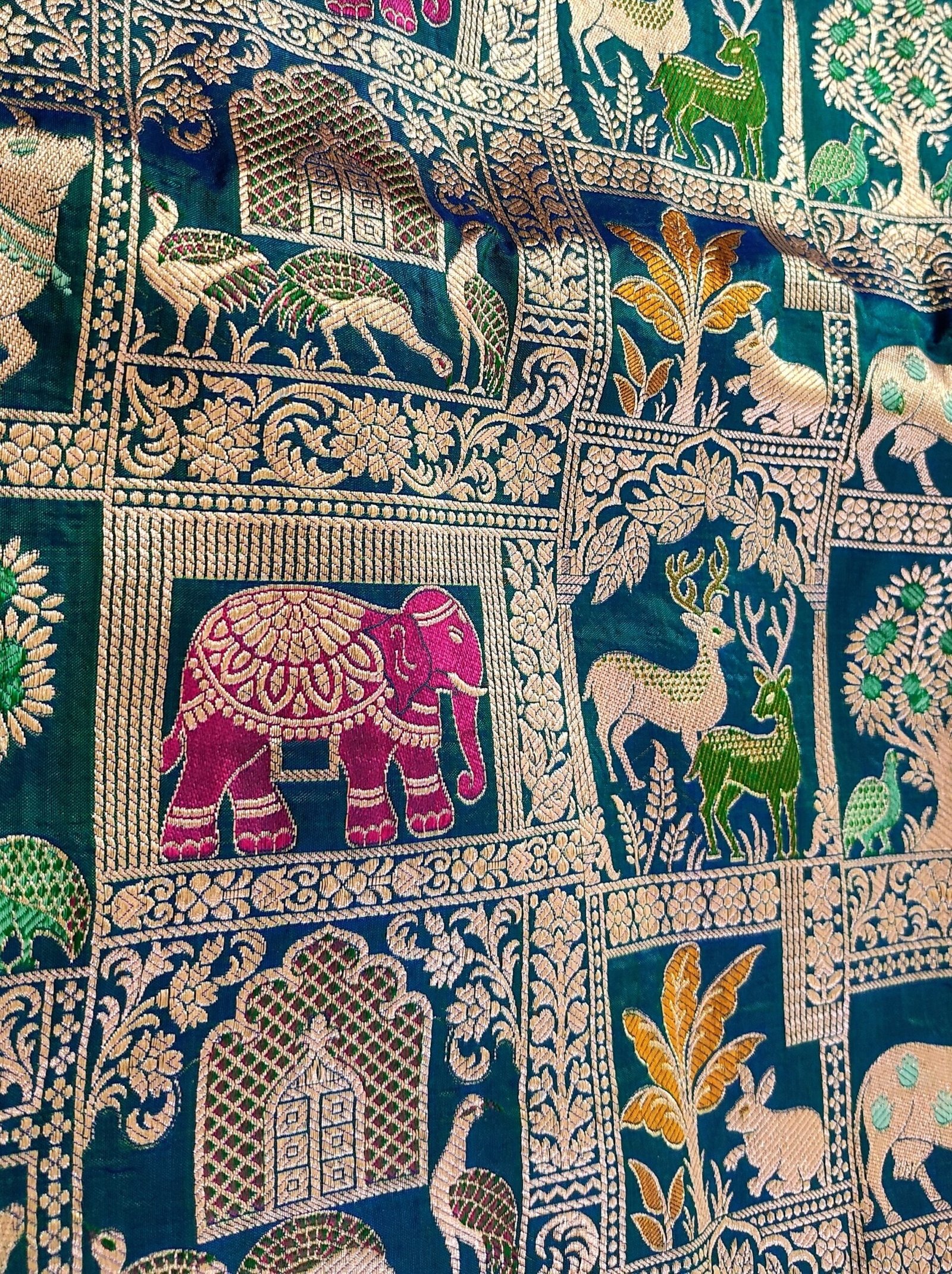 Authentic Phekwa Shikargah Banarasi