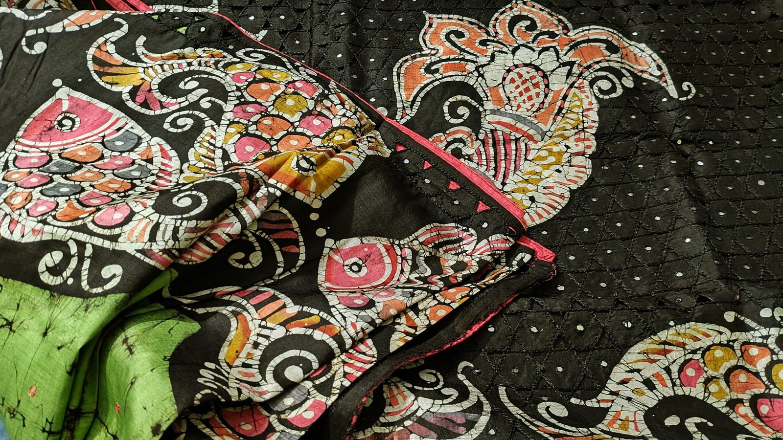 fish_hand_batik_saree_a