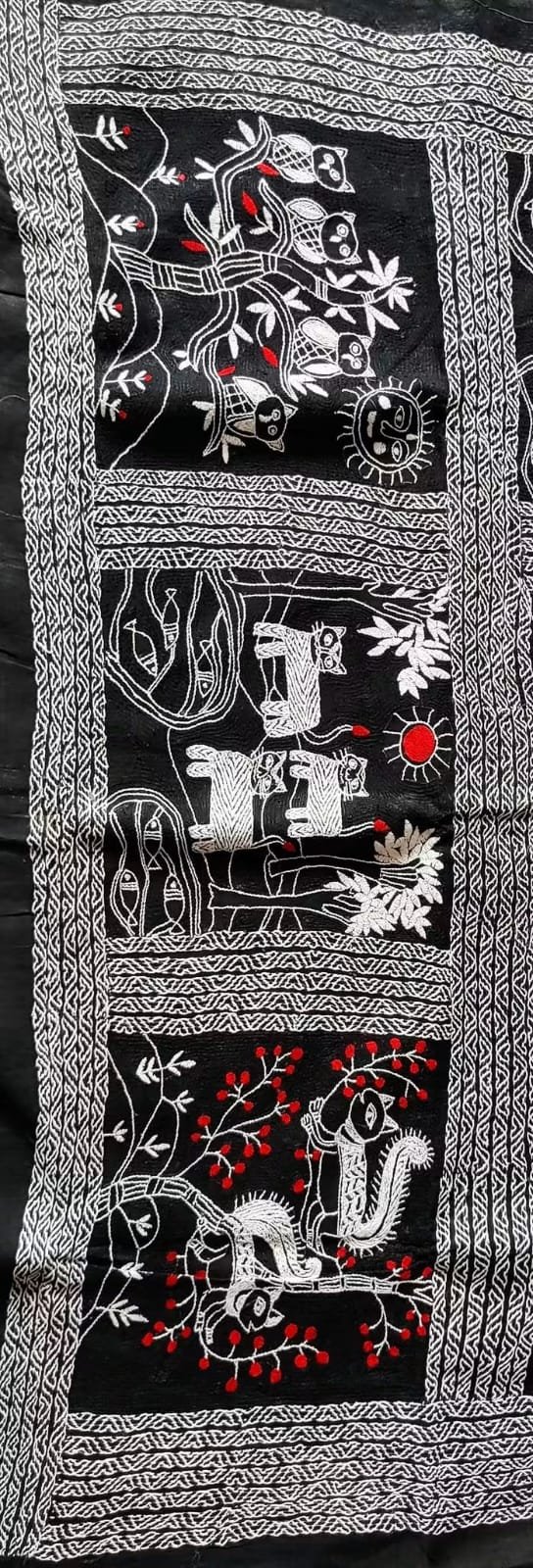 kantha_stitch_gond_art_d