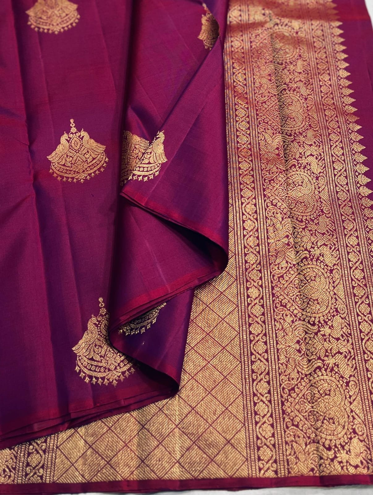 Authentic Mayil Chakram Kanchipuram