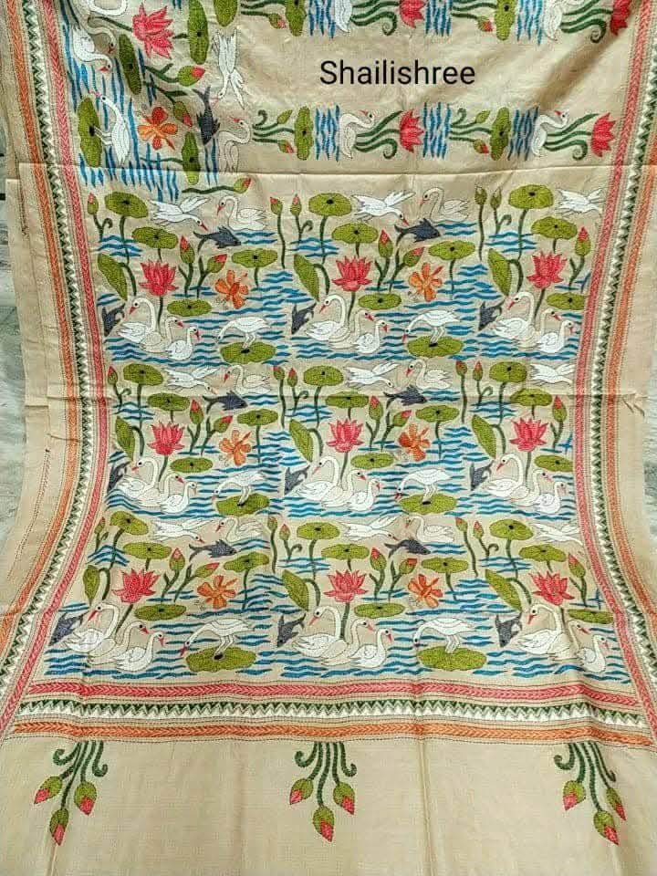 kantha_stitch_swans_b