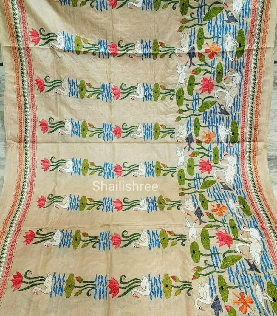 kantha_stitch_swans_a