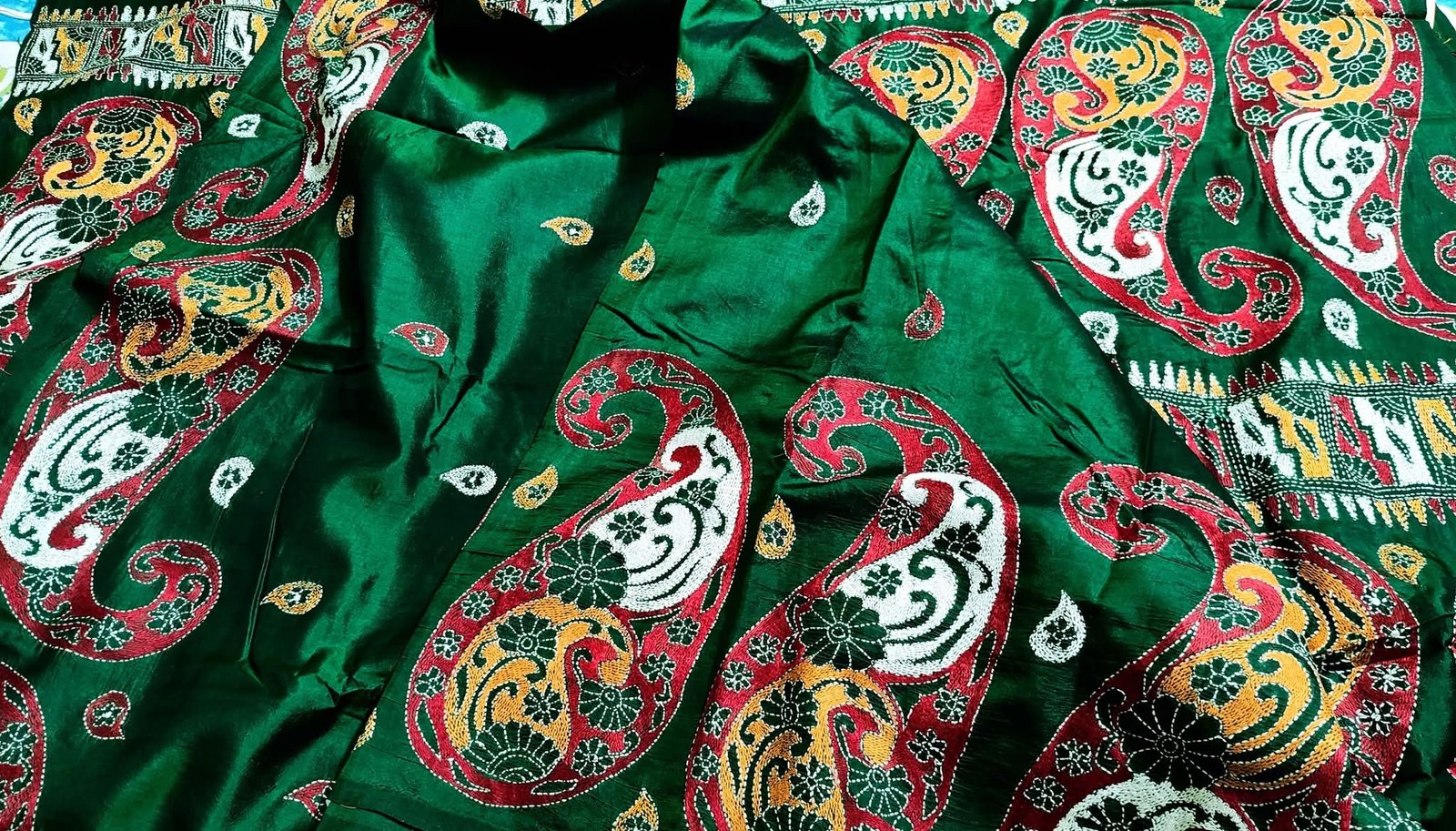 kantha_meenakari_paisley_a