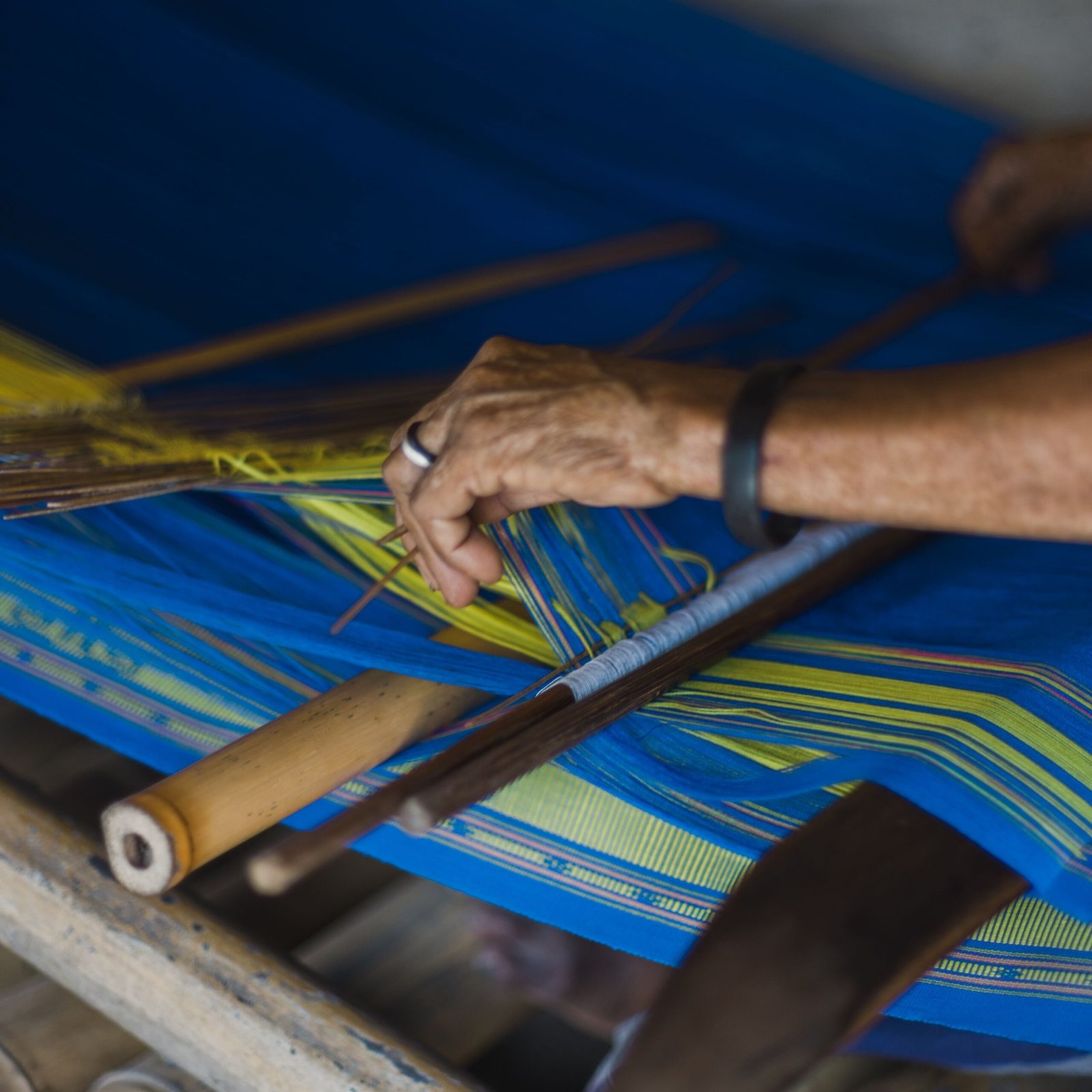 hand_weaving